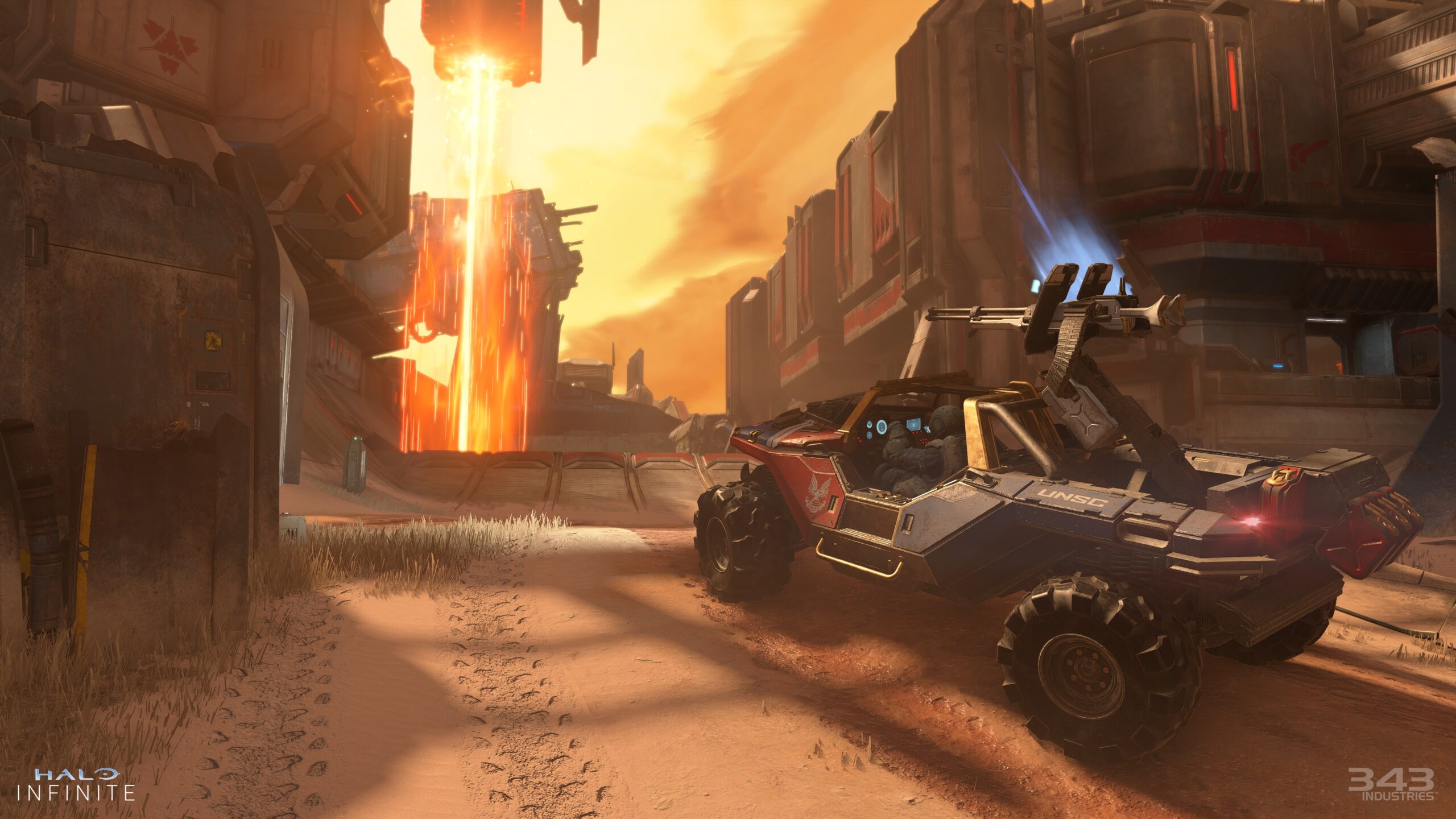 Screenshot of Warthog approaching dynamic laser on Breaker