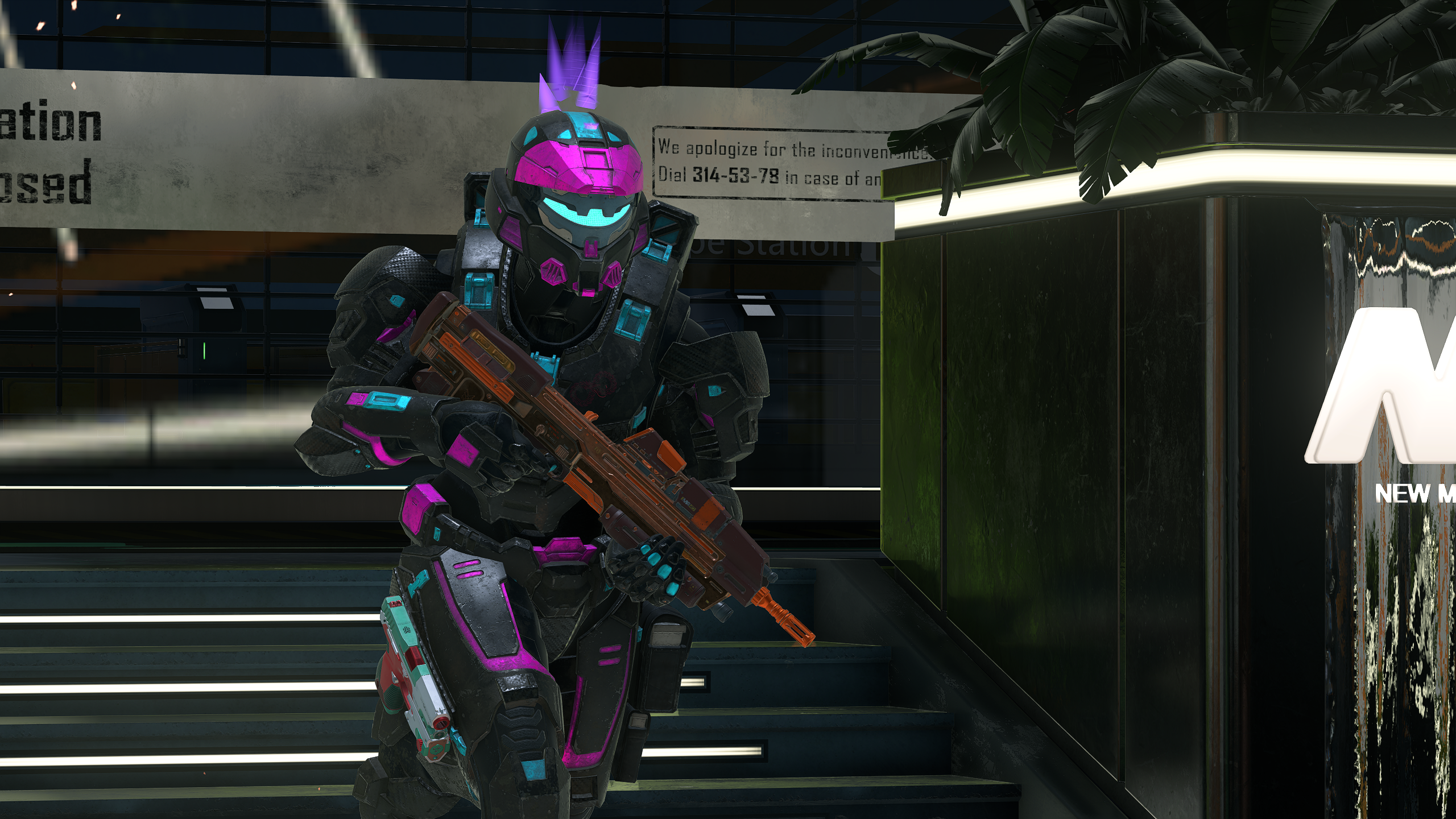 A Spartan with customization items from the Cyber Showdown event is running on the map Streets.