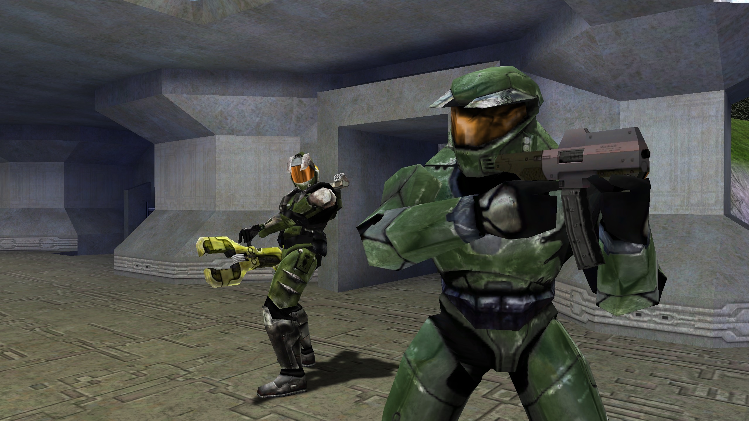 Halo CE shot of cyborg with gravity wrench and Spartan