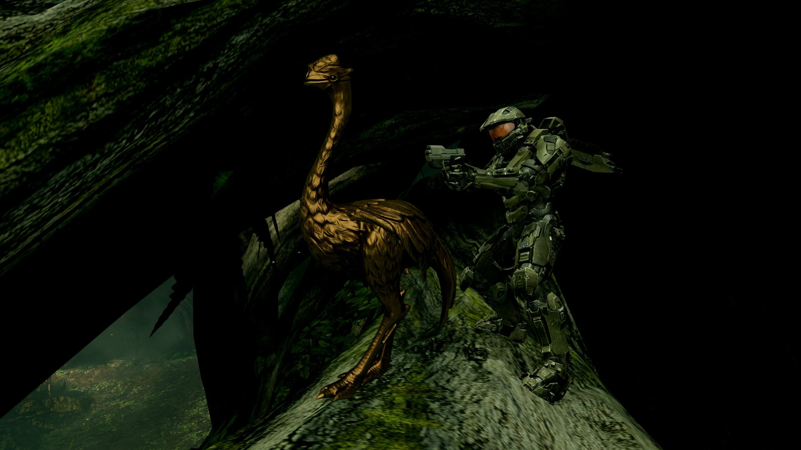 Halo 4 screenshot of the Master Chief with a moa statue