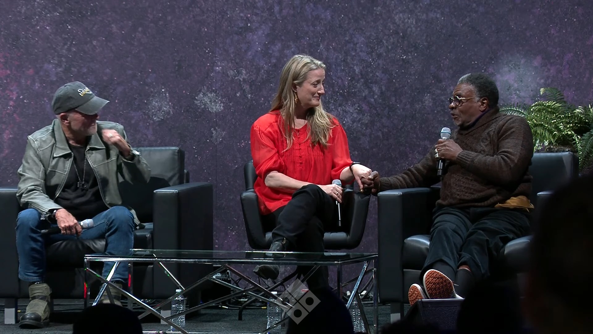 HaloWC 2023 image showing Steve Downes, Jen Taylor, and Keith David sat together on a panel