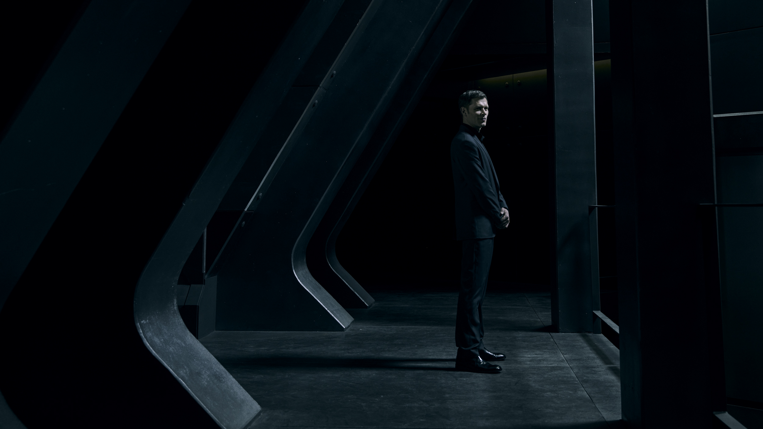 Halo TV series Season 2 image of Joseph Morgan as James Ackerson