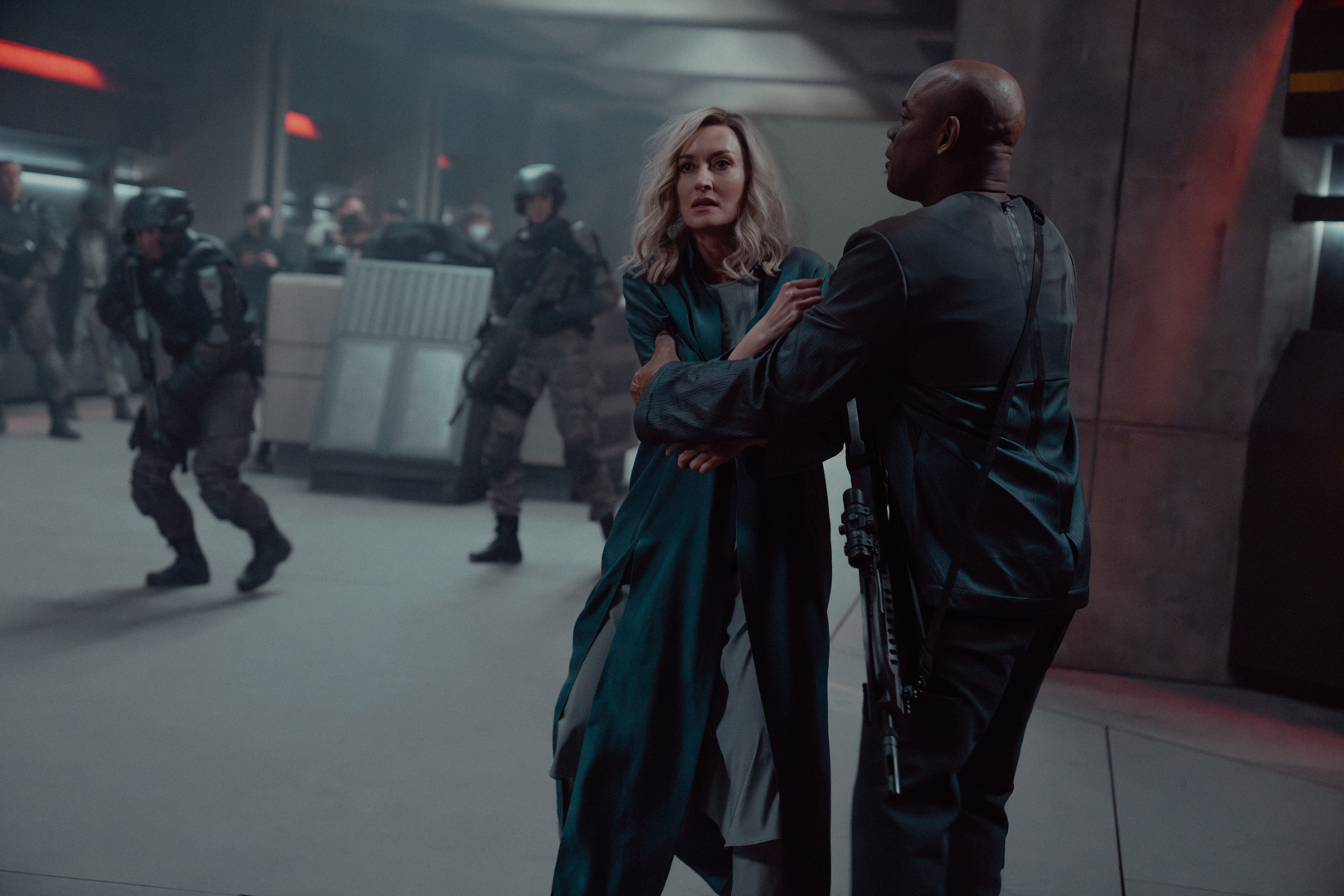 L-R Natascha McElhone as Dr. Halsey and Bokeem Woodbine as Soren in Halo episode 4, season 2, streaming on Paramount+ 2024. Photo Credit: Adrienn Szabo/Paramount+