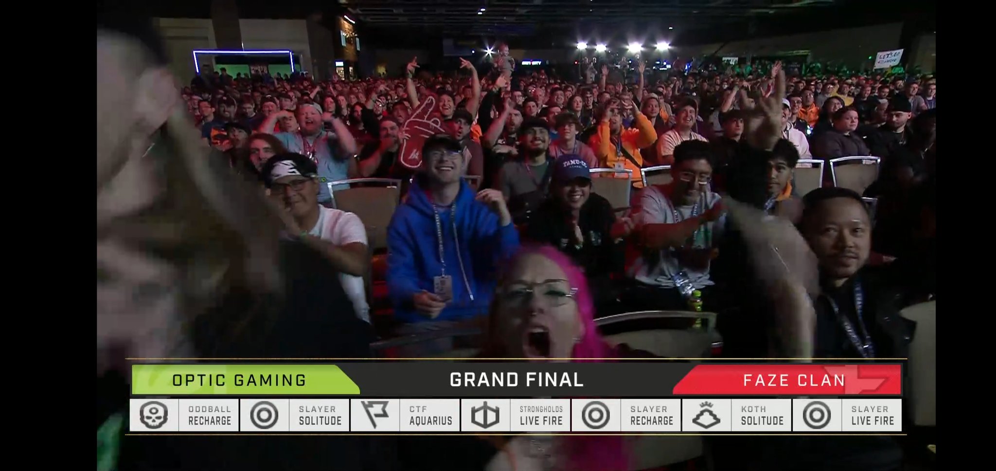 Image of LaSinity reacting in the crowd to the HaloWC grand final between Optic Gaming and Faze Clan