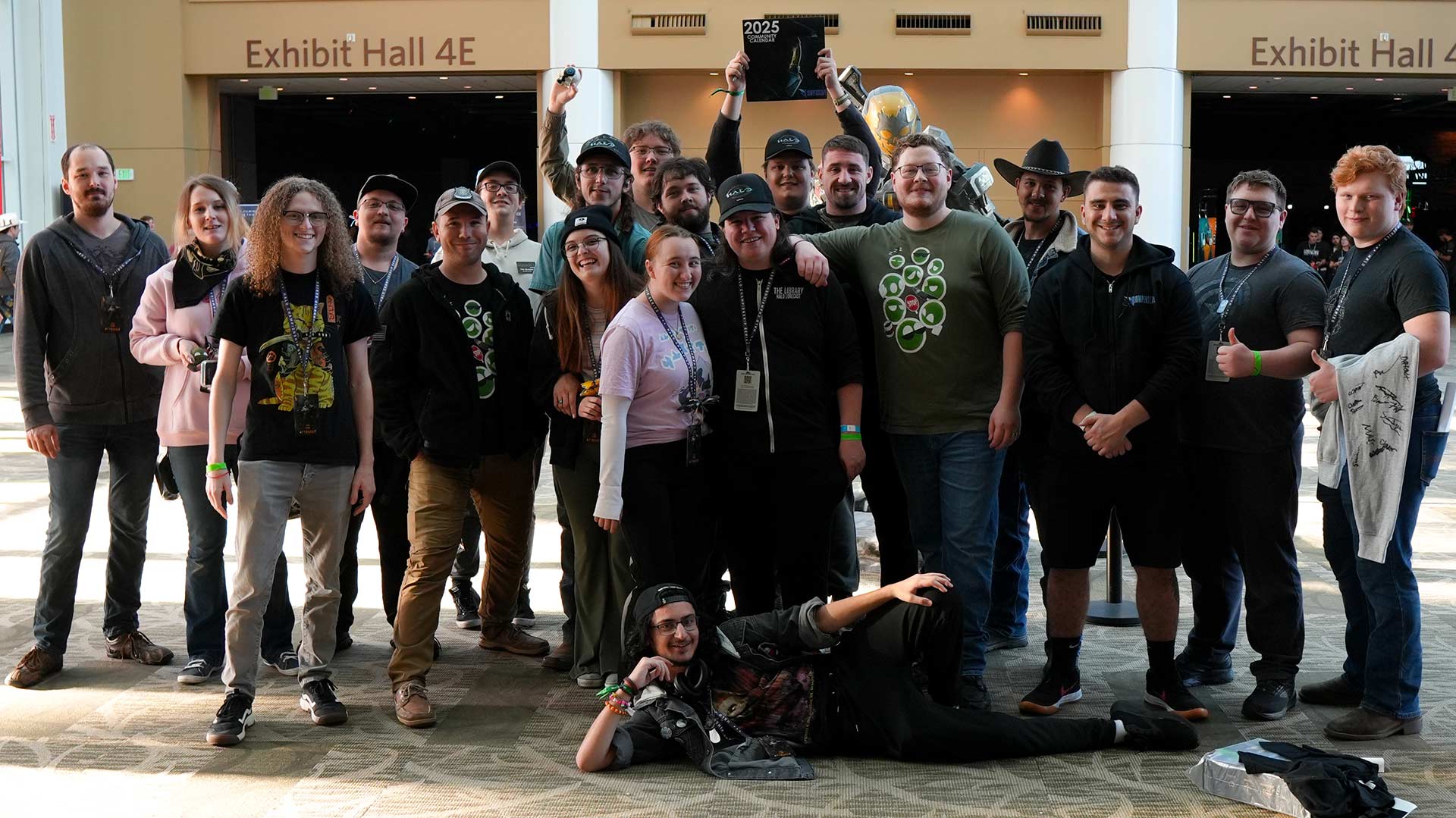 JumperScape Media and Halo community members at Halo World Championship in a group photo.